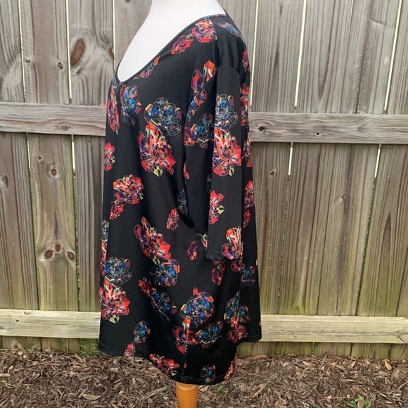 Jete abstract floral tunic top, size 2xl - Picture 2 of 5